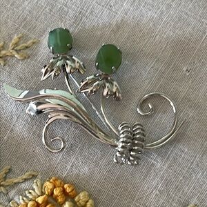 MCM Sorrento 925 Sterling Silver Jade Brooch / Pendant